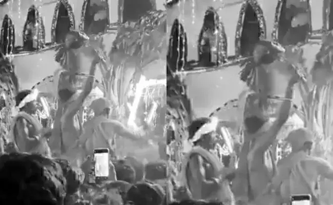 నరమాంస భక్షకులు హల్చల్..పుర్రెలతో నృత్యాలు నరమాంస భక్షకులు హల్చల్..పుర్రెలతో నృత్యాలు