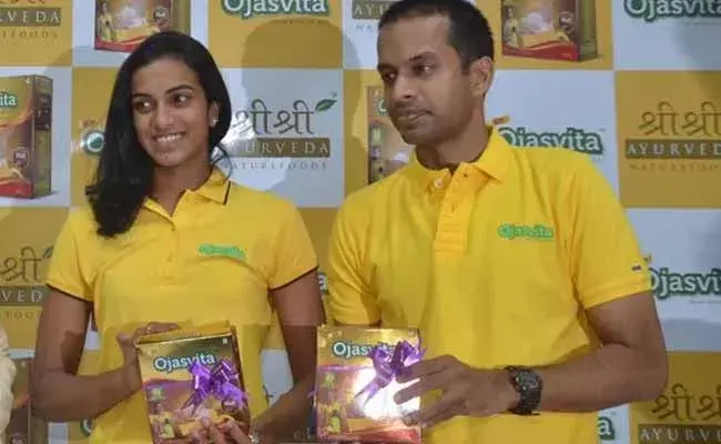 గోపీచంద్ ను కాదని.. అందుకే ఆయన దగ్గర శిక్షణ తీసుకున్నా : పీవీ సింధు గోపీచంద్ ను కాదని.. అందుకే ఆయన దగ్గర శిక్షణ తీసుకున్నా : పీవీ సింధు