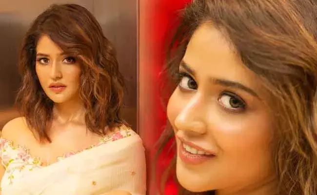 తిమ్మరుసు హిట్తో జోరు మీదున్న ప్రియాంక జవాల్కర్..! తిమ్మరుసు హిట్తో జోరు మీదున్న ప్రియాంక జవాల్కర్..!