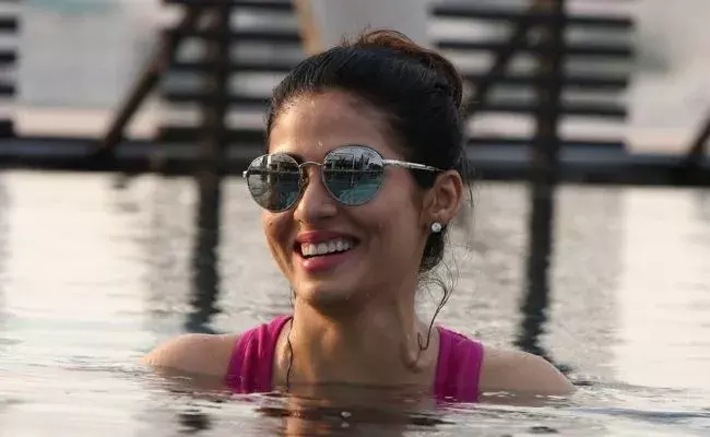 ఈ టాలీవుడ్ హీరోయిన్‎ని గుర్తు పట్టారా.. రీ ఎంట్రీ కోసమేనా..?