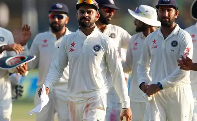 Eng Vs IND: తొలి టెస్టు ముంగిట టీమిండియాకు ఊహించని ఎదురుదెబ్బ Eng Vs IND: తొలి టెస్టు ముంగిట టీమిండియాకు ఊహించని ఎదురుదెబ్బ