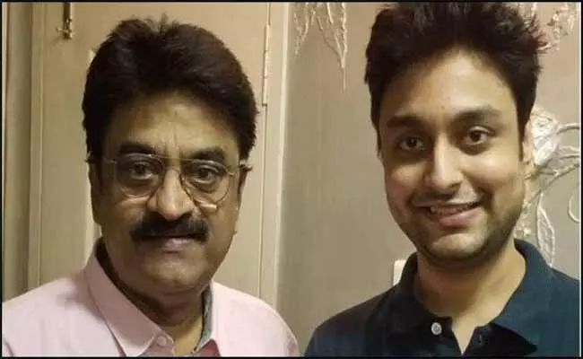 సబ్ కలెక్టర్గా స్టార్ కమెడియన్ కొడుకు..! సబ్ కలెక్టర్గా స్టార్ కమెడియన్ కొడుకు..!