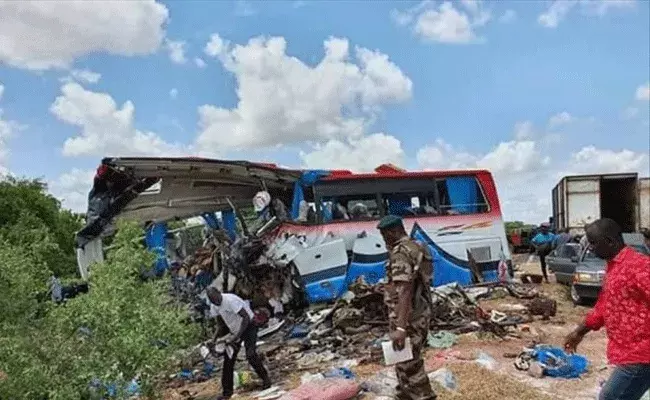 ఘోర రోడ్డు ప్రమాదం.. 41 మంది మృతి