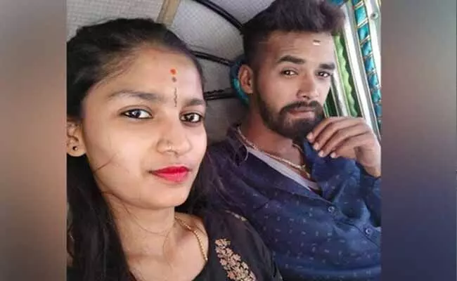 ఫ్రెండ్ అని ఇంటికి రానిస్తే.. ఎంతకి తెగించాడంటే..! ఫ్రెండ్ అని ఇంటికి రానిస్తే.. ఎంతకి తెగించాడంటే..!