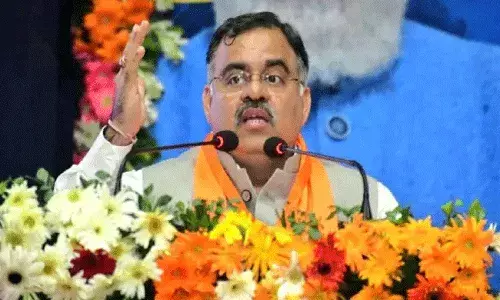 సీఎం శివుడు.. అధ్యక్షుడు విష్ణువు అయితే కరోనా ఎందుకొస్తుంది!!