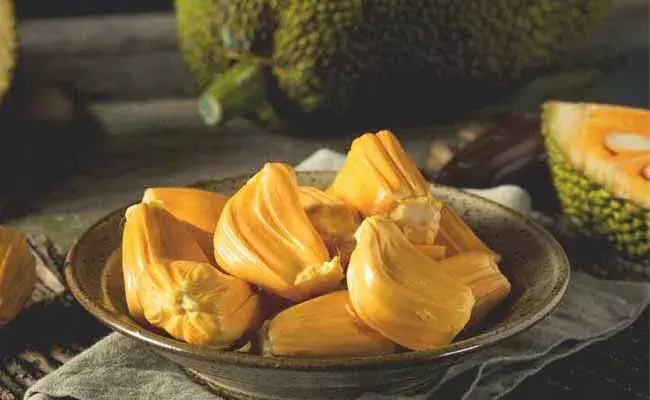 మధుమేహ రోగులు ఈ పండు తింటే ఏమవుతుంది..? మధుమేహ రోగులు ఈ పండు తింటే ఏమవుతుంది..?