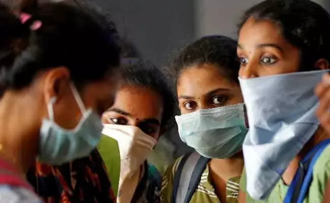 Kerala : కేరళను వణికిస్తున్న కరోనా వైరస్..!