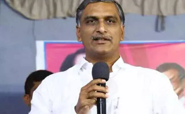 రైతుల రుణమాఫీకి వచ్చే బడ్జెట్లో నిధులు కేటాయిస్తాం: మంత్రి హరీష్ రావు రైతుల రుణమాఫీకి వచ్చే బడ్జెట్లో నిధులు కేటాయిస్తాం: మంత్రి హరీష్ రావు