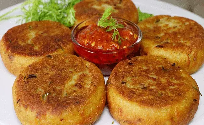 స్పెషల్ బ్రేక్ఫాస్ట్ ఆలూ టిక్కీ.. ఎంత హెల్దీ అంటే.. స్పెషల్ బ్రేక్ఫాస్ట్ ఆలూ టిక్కీ.. ఎంత హెల్దీ అంటే..