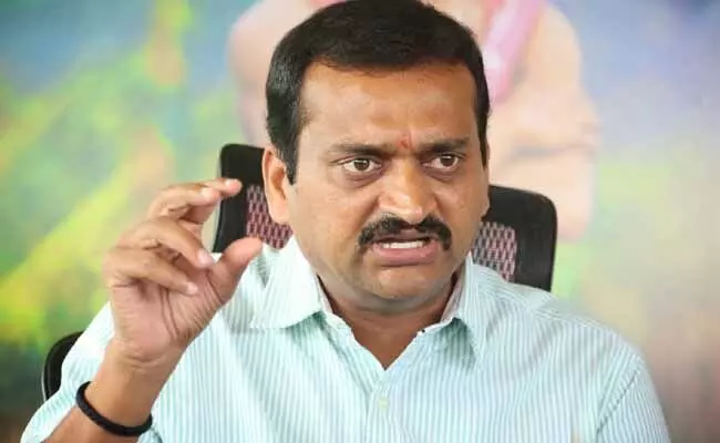 Bandla Ganesh : ప్రకాష్రాజ్ ప్యానల్ నుంచి తప్పుకున్న బండ్ల గణేష్..! Bandla Ganesh : ప్రకాష్రాజ్ ప్యానల్ నుంచి తప్పుకున్న బండ్ల గణేష్..!