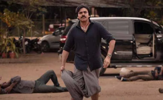 భీమ్లా నాయక్ గ్లింప్స్.. రికార్డు స్థాయి వ్యూస్ భీమ్లా నాయక్ గ్లింప్స్.. రికార్డు స్థాయి వ్యూస్