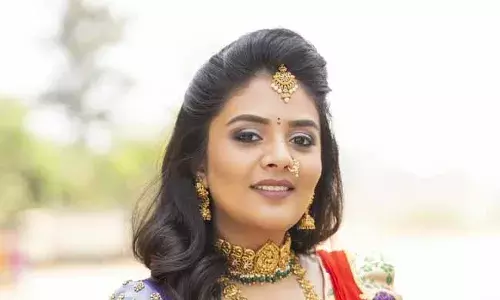 ఇండస్ట్రీకి ఎందుకొచ్చానా అని ఏడ్చేసా : శ్రీముఖి