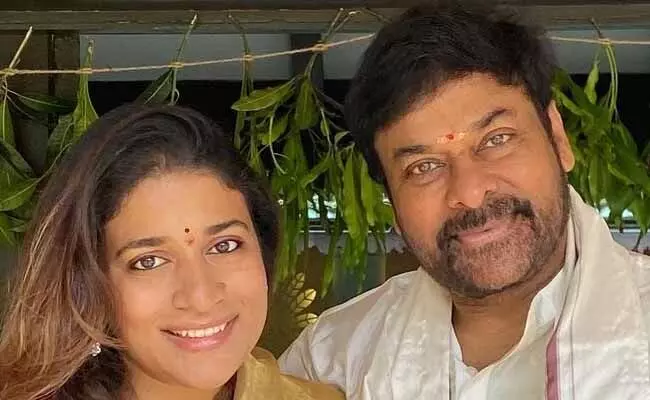 తండ్రి బర్త్డేకు సర్ప్రైజ్ ఇవ్వబోతోన్న సుస్మిత...! తండ్రి బర్త్డేకు సర్ప్రైజ్ ఇవ్వబోతోన్న సుస్మిత...!