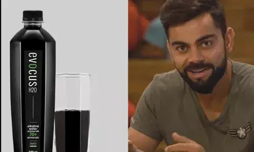 Virat Kohli: విరాట్ కోహ్లీ @ బ్లాక్ వాటర్.. లీటర్ ధర తెలిస్తే షాకే.. Virat Kohli: విరాట్ కోహ్లీ @ బ్లాక్ వాటర్.. లీటర్ ధర తెలిస్తే షాకే..