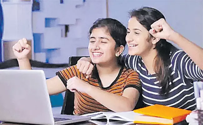 TS EAMCET: తెలంగాణ ఎంసెట్ రిజల్ట్స్ రిలీజ్.. TS EAMCET: తెలంగాణ ఎంసెట్ రిజల్ట్స్ రిలీజ్..