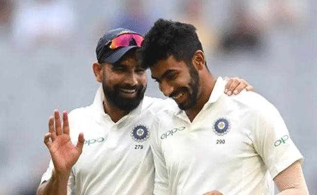 IND vs ENG 3rd Test: బాధపడకండి మిత్రమా.. ఇంకా రెండు మ్యాచ్లు ఉన్నాయి: మహ్మద్ షమీ IND vs ENG 3rd Test: బాధపడకండి మిత్రమా.. ఇంకా రెండు మ్యాచ్లు ఉన్నాయి: మహ్మద్ షమీ