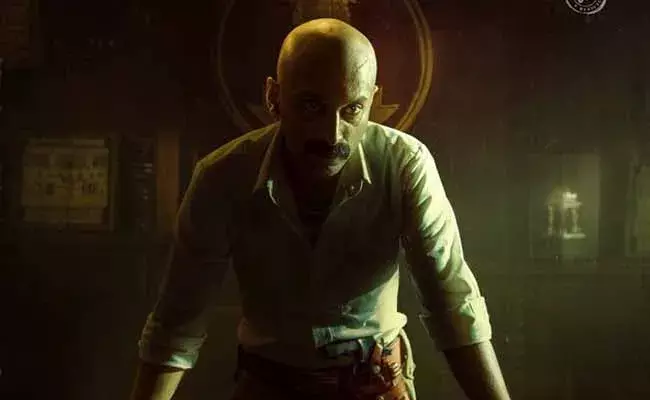 Pushpa: తగ్గేదేలే.. భయంకరమైన లుక్‎‎లో పుష్ప విలన్