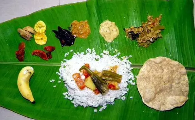 Banana Leaf Food : అరటి ఆకులో భోజనం : చూడడానికే కాదు.. ఆరోగ్యానికి కూడా మంచిదే.. ! Banana Leaf Food : అరటి ఆకులో భోజనం : చూడడానికే కాదు.. ఆరోగ్యానికి కూడా మంచిదే.. !