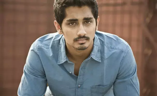 Siddharth: ఎందుకిలా చేస్తున్నారు: సిద్ధార్థ్ ఆవేదన Siddharth: ఎందుకిలా చేస్తున్నారు: సిద్ధార్థ్ ఆవేదన