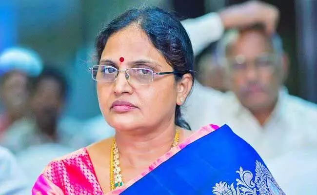 రాహుల్ హత్య కేసు : ఎవరీ గాయిత్రి? రాహుల్ హత్య కేసు : ఎవరీ గాయిత్రి?
