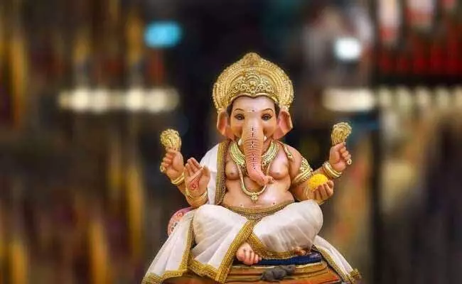 ఏపీలో వినాయక చవితి ఉత్సవాలపై రగడ..! ఏపీలో వినాయక చవితి ఉత్సవాలపై రగడ..!