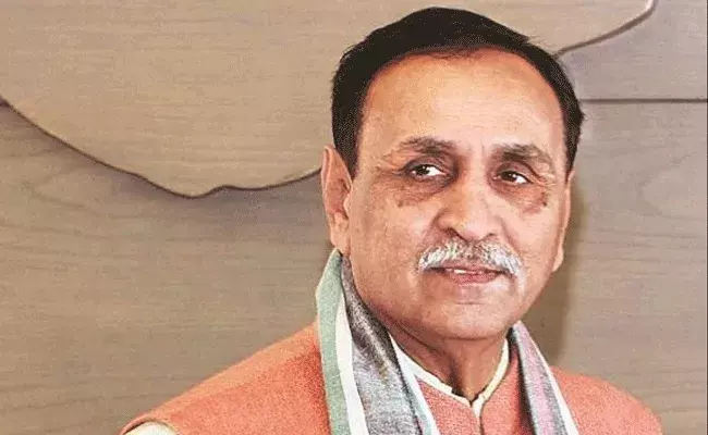 గుజరాత్ సీఎం విజయ్ రూపానీ రాజీనామా.. గుజరాత్ సీఎం విజయ్ రూపానీ రాజీనామా..