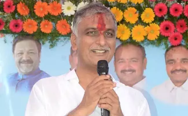 Harish Rao : ఈటలకు ఓటమి భయం పట్టుకుంది: మంత్రి హరీష్రావు Harish Rao : ఈటలకు ఓటమి భయం పట్టుకుంది: మంత్రి హరీష్రావు