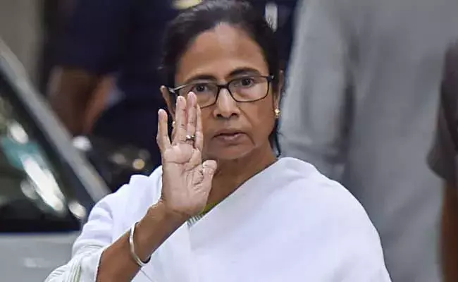 Mamata Banerjee : రాష్ట్రానికి సీఎం.. సొంత ఇల్లు, వాహనం కూడా లేదట..!