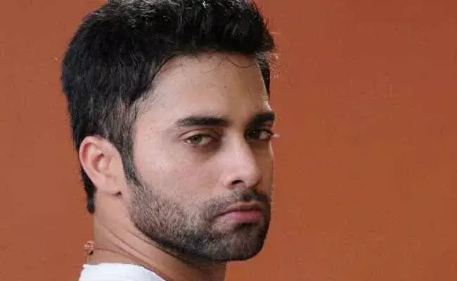 నటుడు నవదీప్పైన ప్రశ్నల వర్షం.. 9 గంటలుగా విచారణ...! నటుడు నవదీప్పైన ప్రశ్నల వర్షం.. 9 గంటలుగా విచారణ...!