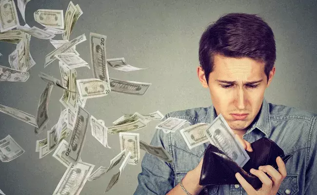 Things not to keep at Home: ఇంట్లో ఈ వస్తువులు ఉంటే మీ డబ్బు గోవింద.. Things not to keep at Home: ఇంట్లో ఈ వస్తువులు ఉంటే మీ డబ్బు గోవింద..