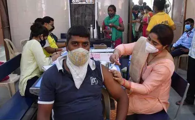 COVID vaccine  : టీకా పంపిణీలో భారత్ సరికొత్త రికార్డు..! COVID vaccine  : టీకా పంపిణీలో భారత్ సరికొత్త రికార్డు..!