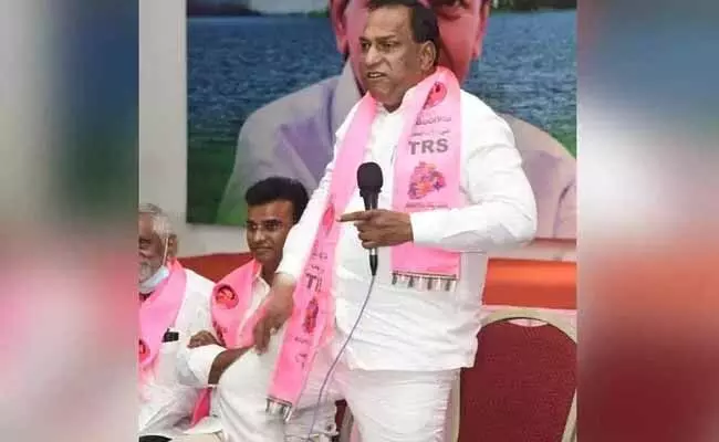 మరోసారి రేవంత్ రెడ్డిపై ఘాటు వ్యాఖ్యలు చేసిన మంత్రి మల్లారెడ్డి మరోసారి రేవంత్ రెడ్డిపై ఘాటు వ్యాఖ్యలు చేసిన మంత్రి మల్లారెడ్డి