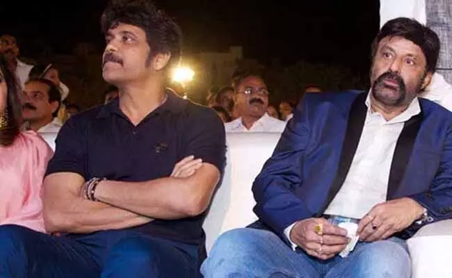 నాగార్జున, బాలకృష్ణ చేయాల్సిన ఆ రెండు సినిమాలు ఎందుకు ఆగిపోయాయి? నాగార్జున, బాలకృష్ణ చేయాల్సిన ఆ రెండు సినిమాలు ఎందుకు ఆగిపోయాయి?