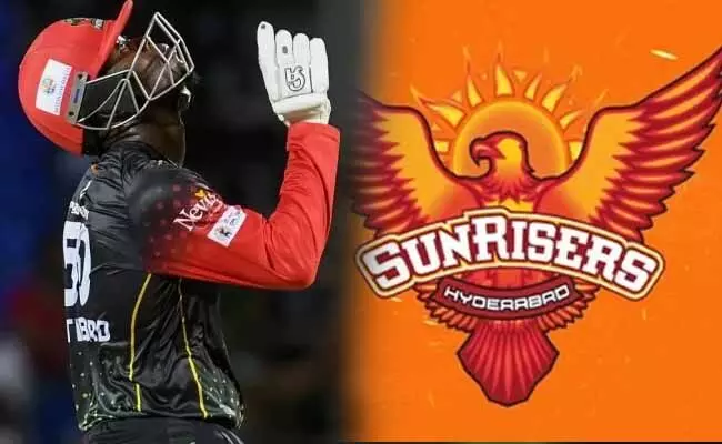 సన్రైజర్స్కు బిగ్ షాక్.. జట్టుకు మరో ఆటగాడు దూరం..! సన్రైజర్స్కు బిగ్ షాక్.. జట్టుకు మరో ఆటగాడు దూరం..!