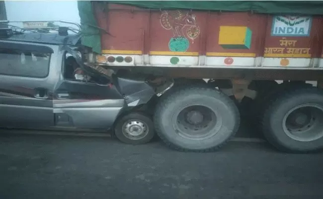 Rajasthan Road Accident: పరీక్షకు వెళుతూ.. పై లోకాలకు.. : రోడ్డు ప్రమాదంలో 6గురు విద్యార్దులు Rajasthan Road Accident: పరీక్షకు వెళుతూ.. పై లోకాలకు.. : రోడ్డు ప్రమాదంలో 6గురు విద్యార్దులు