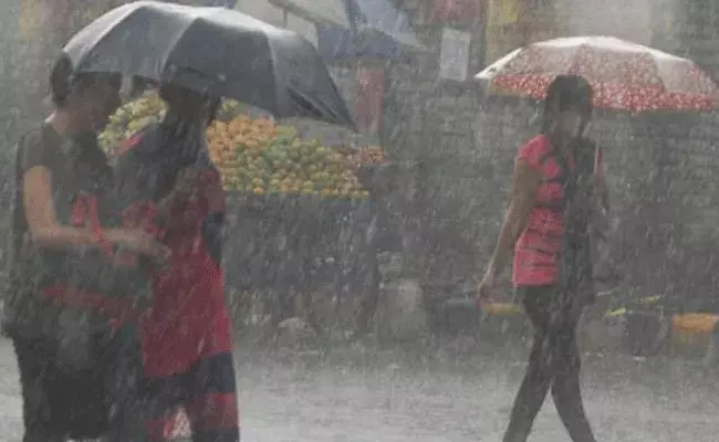 gulab tufan effect: గులాబ్ తుఫాన్ ఎఫెక్ట్.. రానున్న 24 గంటల్లో భారీ నుంచి అతి భారీ వర్షాలు..