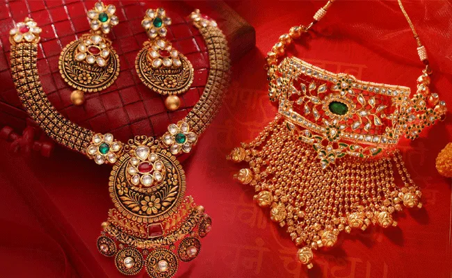 Gold Rate: పసిడి ధరలో స్వల్ప మార్పు .. నిన్నటి కంటే ఈ రోజు.. Gold Rate: పసిడి ధరలో స్వల్ప మార్పు .. నిన్నటి కంటే ఈ రోజు..