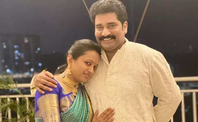 Suma Kanakala: లవ్ స్టోరీలో రాజీవ్ కనకాల క్యారెక్టర్పై సుమ హాట్ కామెంట్.. Suma Kanakala: లవ్ స్టోరీలో రాజీవ్ కనకాల క్యారెక్టర్పై సుమ హాట్ కామెంట్..