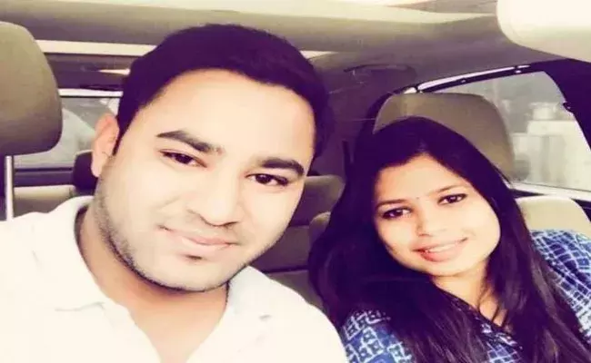 Uttar Pradesh: ఏడాదిన్నర పాపను వదిలేసి దంపతులిద్దరూ..