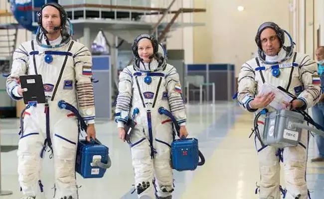 Movie shooting in Space: కోట్ల ఖర్చుతో స్పేస్‌లో సినిమా షూటింగ్.. 12 రోజులు అక్కడే..