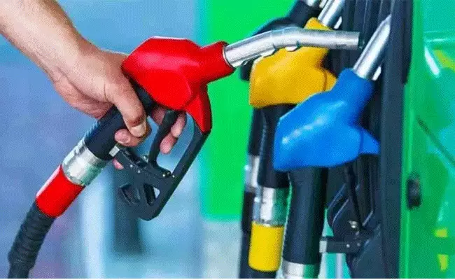 petrol and diesel : సామాన్యులకు షాక్... పెరిగిన పెట్రోల్, డీజిల్ ధరలు