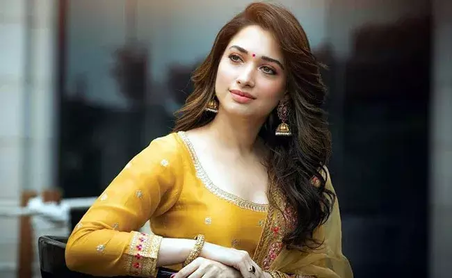 Tamanna: తమన్నా హోస్టింగ్‌ బాలేదట.. అందుకే ఇకపై మాస్టర్ చెఫ్ తెలుగులో..
