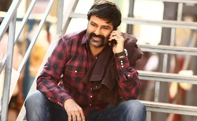 Balakrishna: పాన్ ఇండియా సినిమాకు బాలకృష్ణ డబ్బింగ్? Balakrishna: పాన్ ఇండియా సినిమాకు బాలకృష్ణ డబ్బింగ్?