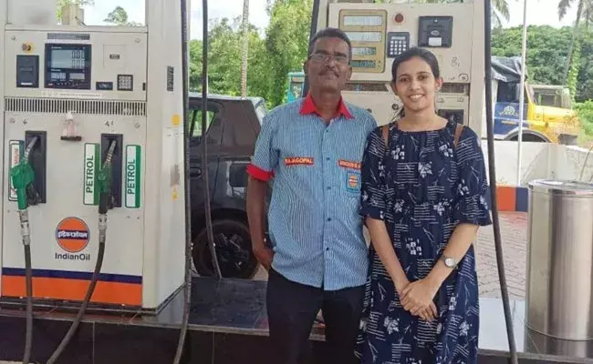 IIT Kanpur: తండ్రి బంకులో ఉద్యోగం.. కూతురు ఐఐటీ కాన్పూర్‌లో ఇంజనీర్..