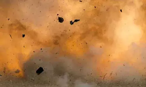 Afghanistan Blast : అఫ్ఘానిస్థాన్లో ఆత్మాహుతి దాడి... వంద మందికి పైగా దుర్మరణం..! Afghanistan Blast : అఫ్ఘానిస్థాన్లో ఆత్మాహుతి దాడి... వంద మందికి పైగా దుర్మరణం..!