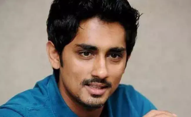 Siddharth: కుక్కలున్నాయని ట్వీట్ చేస్తే వాళ్లే కుక్కలు అనుకుంటే ఎలా?: సిద్ధార్థ్ Siddharth: కుక్కలున్నాయని ట్వీట్ చేస్తే వాళ్లే కుక్కలు అనుకుంటే ఎలా?: సిద్ధార్థ్