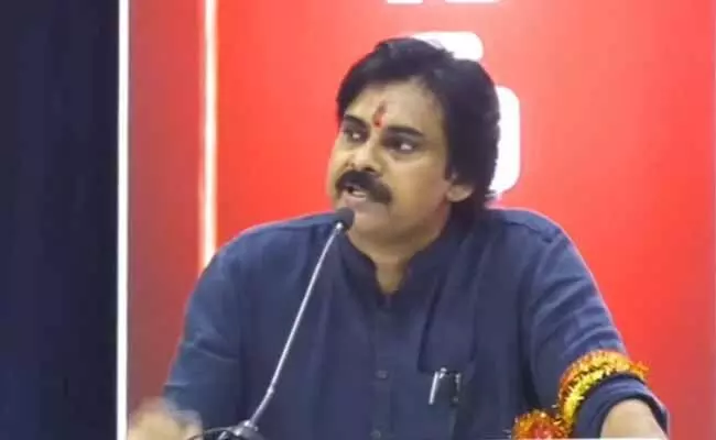 Pawan Kalyan : కులాల కొట్లాటతో ఏపీ దిగజారిపోయింది : పవన్ కళ్యాణ్ Pawan Kalyan : కులాల కొట్లాటతో ఏపీ దిగజారిపోయింది : పవన్ కళ్యాణ్