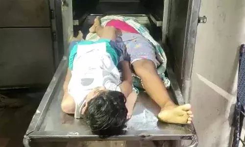 Rajahmundry :వ్యక్తితో సహజీవనం.. కన్నబిడ్డలకు విషమిచ్చి.. Rajahmundry :వ్యక్తితో సహజీవనం.. కన్నబిడ్డలకు విషమిచ్చి..