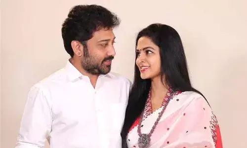 Shiva Balaji Wife : మనుషులు అయితే ఇలా చేయరు.. హేమ చేయి కొరకడం పై మధుమిత..! Shiva Balaji Wife : మనుషులు అయితే ఇలా చేయరు.. హేమ చేయి కొరకడం పై మధుమిత..!