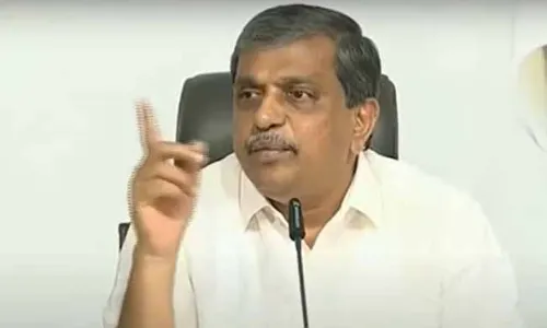 AP Current Charges : భవిష్యత్లో కరెంట్ కోతలు అధికంగా ఉంటాయి.. ప్రజలు  సిద్ధంగా ఉండాలి : సజ్జల AP Current Charges : భవిష్యత్లో కరెంట్ కోతలు అధికంగా ఉంటాయి.. ప్రజలు  సిద్ధంగా ఉండాలి : సజ్జల